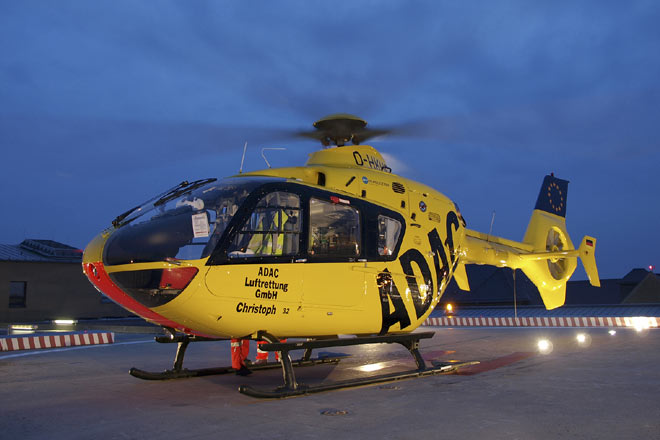 Der ADAC hat eigenen Angaben zufolge seit 1970 insgesamt über 250 Millionen Euro in Auf- und Ausbau der Luftrettung investiert