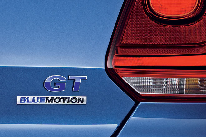 Vorne trgt der BlueGT ein GT-Schildchen, hinten steht GT BlueMtion drauf – Marketing, dass offenbar bewusst verwirren will