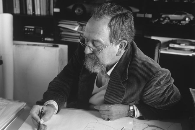 Ferdinand Alexander Porsche zeichnet 1989 fr seine Designfirma