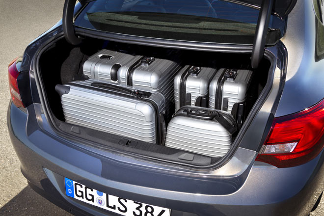 Der Kofferraum fasst 460 Liter, etwas weniger als beim VW Jetta oder dem »