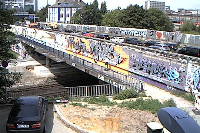 Erneuert werden u.a. diverse Brcken wie die Stadtwaldbahnbrcke, die es ersichtlich ntig hat