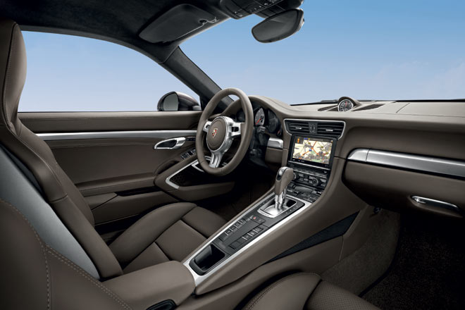 Im Interieur sind Hecktriebler und Allradmodelle identisch