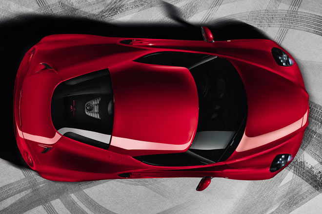 Der Alfa 4C ist unter vier Meter kurz, zwei Meter breit und 1,18 Meter flach