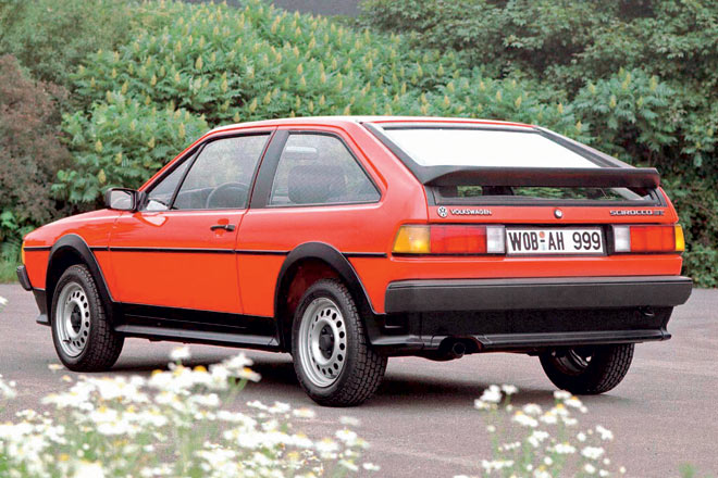 Das Bild zeigt den Scirocco GT von 1985