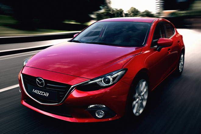 Gestatten, Mazda3, dritte Generation, 2013. Der Autobauer hat seinen Kompakten bereits nach vier Jahren einem Modellwechsel unterzogen