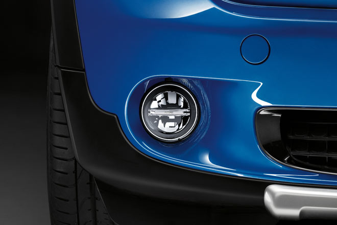 Außerdem gibt es &ndash; endlich &ndash; ein LED-Tagfahrlicht für aktuelle Mini-Modelle. Es handelt sich um eine 3-in-1-Lösung für die Frontschürze