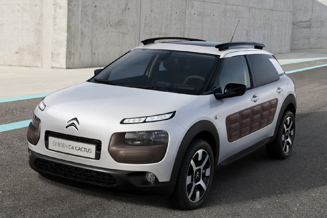 Gestatten, Citron C4 Cactus. Es handelt sich um das bereits fnfte Modell, das er Autobauer als C4 verkauft. Was als »Kompaktlimousine« gepriesen wird, ist ein kleines SUV, das Schwestermodell des Peugeot 2008