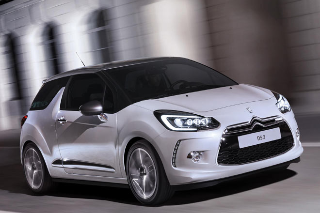 Gut vier Jahre nach dem Start überarbeitet Citroën den DS3 als seinerzeit erstes und mit Abstand erfolgreichstes DS-Modell. Wesentliches Merkmal ist die neue Lichtsignatur