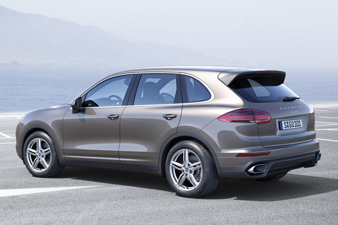 Ab rund 65.000 Euro liefert Porsche hier ein schlecht ausgestattetes, aber schn anzusehendes und immerhin 300 PS starkes Auto