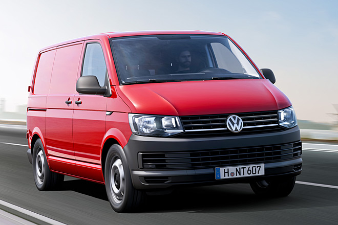 Erster Blick auf den Transporter als Kastenwagen: Nur Auto.-Fans werden die Neuerungen im Straenbild berhaupt wahrnehmen