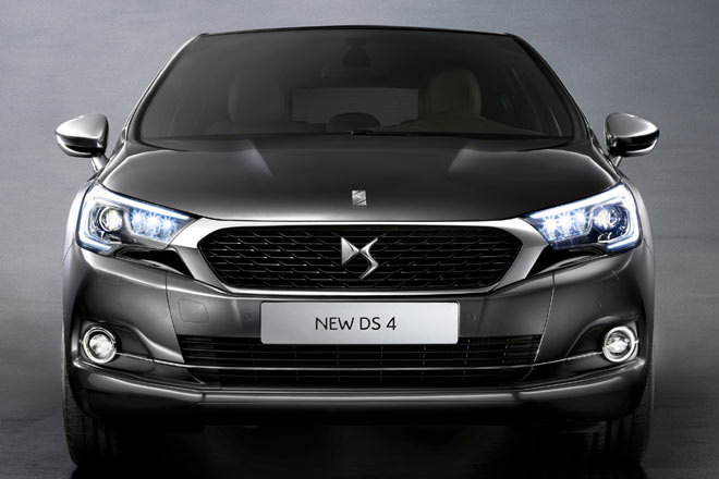 ... nun das DS-Logo trgt. Die Lichtsignatur nennt sich »DS LED VISION«, setzt beim Abblendlicht aber noch auf die berholte Xenon-Technik