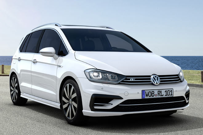 Merkmale sind vor allem die modifizierten Schrzen und Schweller, das Fotomodell ist zudem mit dem Sportpaket inkl. Tieferlegung ausgestattet