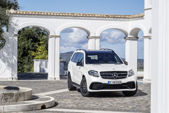 Schnes Bild: Das Topmodell, der Mercedes-AMG GLS 63, kommt nun auf 585 PS