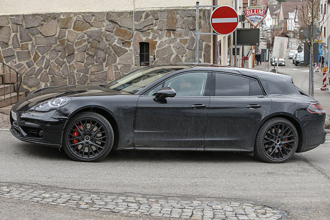 Mit einem solchen Wagen, der eher nicht Shooting Brake heißen dürfte, gibt Porsche <strike>Familien</strike> reichen Freiberuflern eine weitere Alternative an die Hand