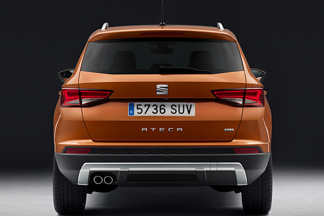 Die Rückleuchten sind nur teilweise mit LEDs bestückt