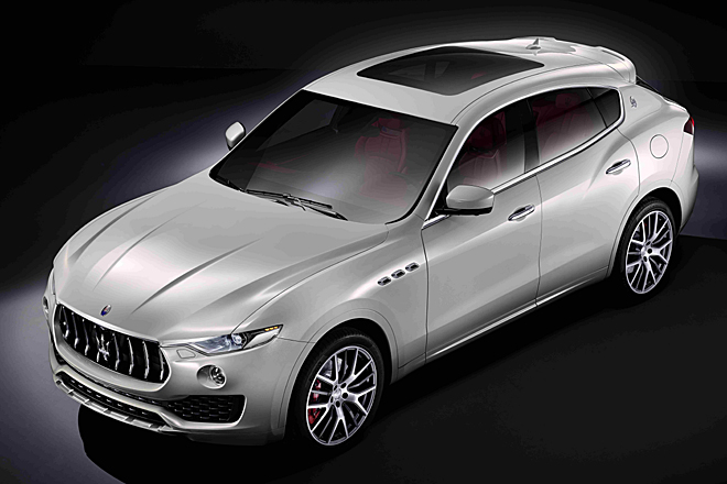 Eine hohe Gürtellinie, nicht-stehende Außenspiegel und der Schwung vor und in der C-Säule sind die wesentlichen Design-Merkmale