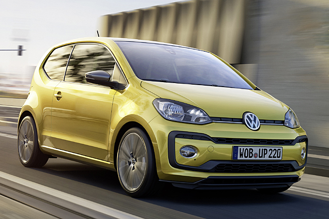 Ebenfalls überfällig war die Umstellung auf Spiegelblinker. Neue Farben, diverse Individualisierungs-Pakete und Räderdesigns ergänzen die Modellpflege-Maßnahmen