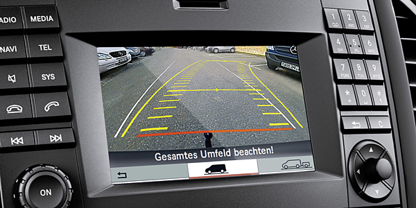 Urteil: Hilfslinien der Rückfahrkamera sind wichtig