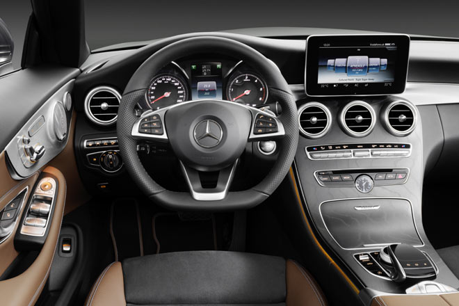 Grundsätzlich ein elegantes Interieur. Am Look der Instrumente und der COMAND-Oberfläche ist aber nach wie vor Luft nach oben