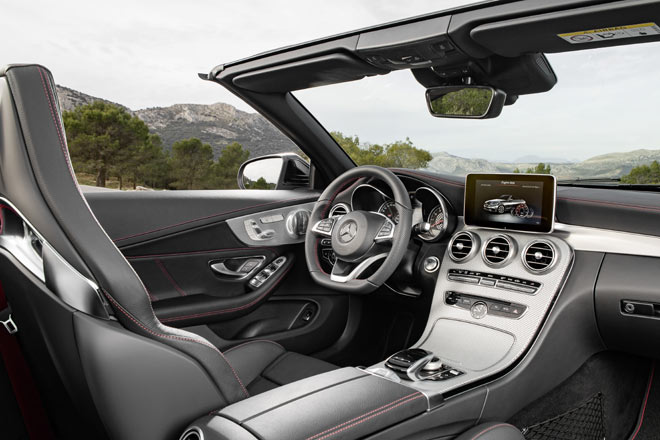 Und so sieht das AMG-Cabriolet von innen aus