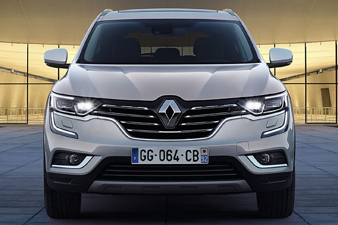 Die aufgesetzten Waschdüsen hätten nicht sein müssen, ansonsten wirkt der Wagen gar nicht verkehrt