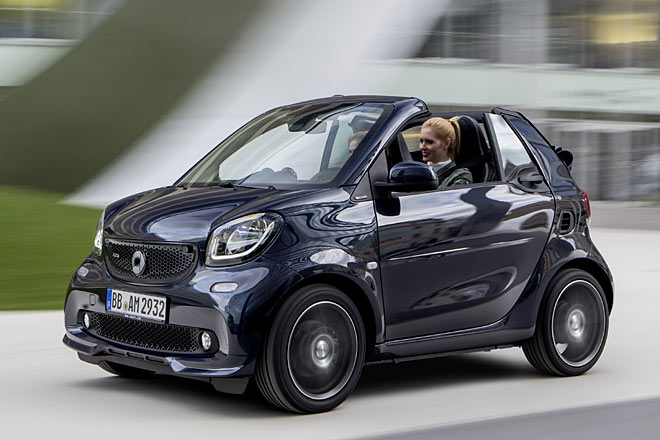 Auch das Cabrio ist als Brabus-Modell zu haben &ndash; wenn man für ein Dreizylinder-Wägelchen mindestens 23.000 Euro hinblättern mag