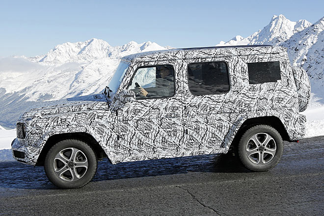 Das Design wird von kleineren Details abgesehen unverändert bleiben: kantig und klar, mit steiler Scheibe und außenliegenden Türscharnieren