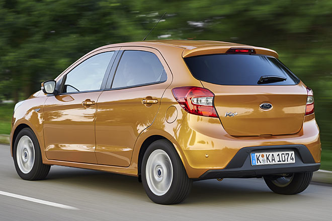 Entsprechend lang ist auch der Radstand, was sich positiv auf das Fahrverhalten auswirkt