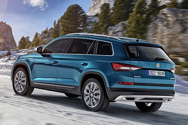 Das liegt auch am Verzicht auf Schwelleraufs�tze und der f�r ein solches Fahrzeug sowieso angemessenen R�dergr��e