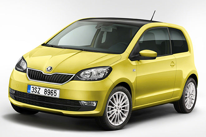 Škoda spendiert dem Citigo eine neue Frontschürze mit breiterem Lufteinlass und eckigen Nebelleuchten, die eine Abbiegelichtfunktion erhalten