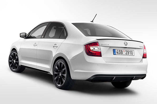 ... LED-Technik (nur) für das Rücklicht in den Heckleuchten bekommt