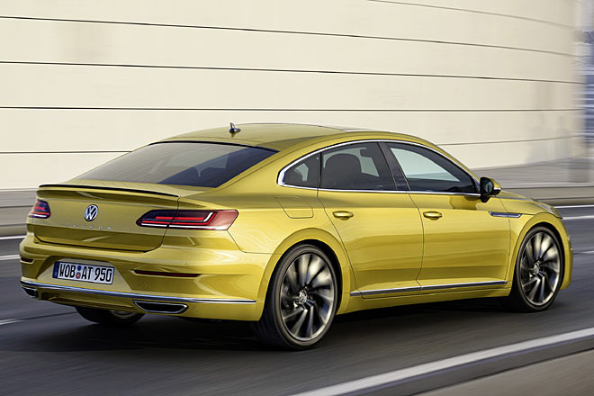 Der Arteon basiert auf dem MQB, der Radstand ist l�nger als beim Passat. Anders als der CC verf�gt der Arteon �ber eine gro�e Heckklappe