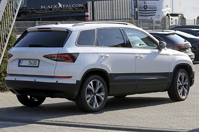 Auch von hinten gibt es keine Überraschungen