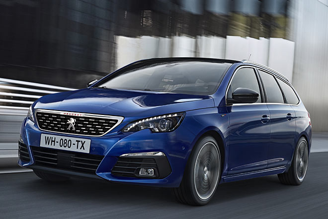 Mit einem ersten Bild will Peugeot Lust aufs Facelift des 308 machen. Der französische Kompakte bekommt einen neuen Grill und vor allem eine neue Frontschürze, deren obere Ausläufer nun in die Scheinwerfer münden