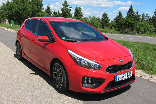Fazit: Fahrspaß satt, Perfektion matt. Noch in diesem Jahr wird Kia den neuen Cee'd der dritten Generation vorstellen
