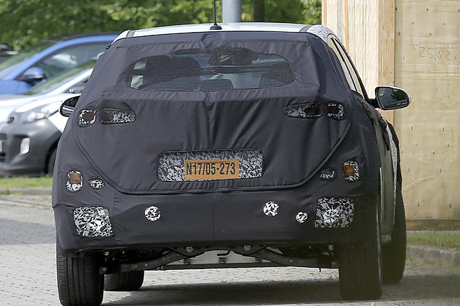 Der Erlkönig verzichtet natürlich auf eine Abgasanlage, wie sie &raquo;