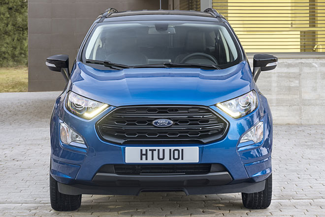 LED-Tagfahrlicht im Hauptscheinwerfer ist jetzt Standard, optional gibt es zumindest Xenon-Licht. Die neue Front wirkt deutlich stimmiger &raquo;