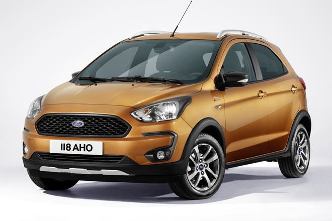 Neu im Angebot ist die Version Active im Country-Look. Schwarz statt Chrom lautet hier die Devise, außerdem gibt es Radhaus- und Schwelleraufsätze