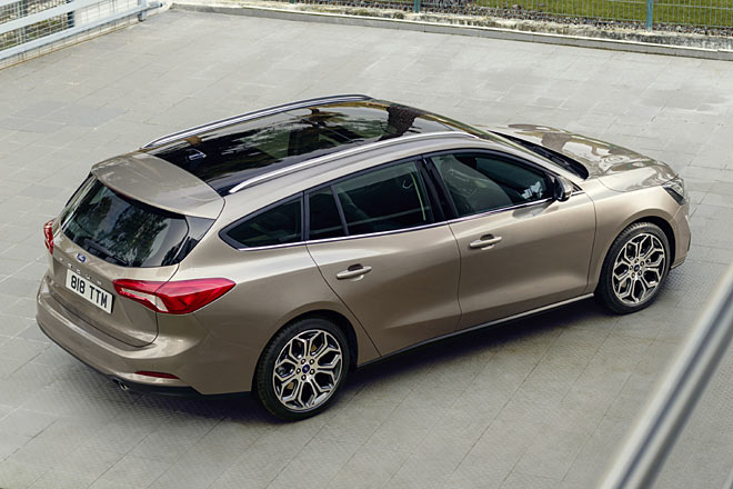 Erstmals gibt es den Focus auch mit einem Panoramadach