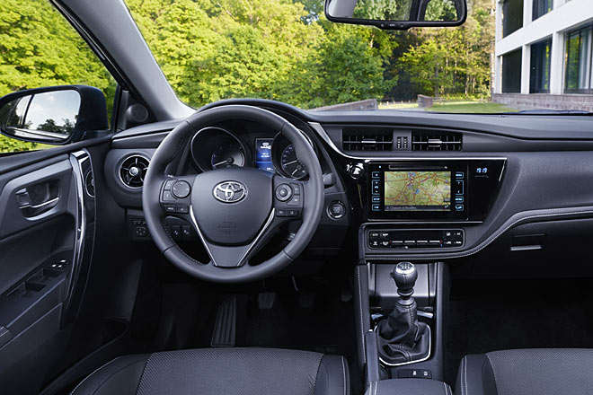 Immerhin: So altbacken und unsymmetrisch wie im Auris geht es nicht mehr zu