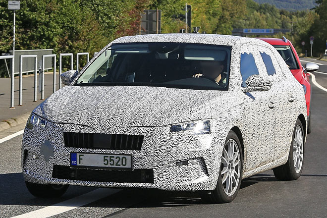 Das ist der Nachfolger des Škoda Rapid. Das Auto erscheint Anfang 2019 unter einem neuen Namen