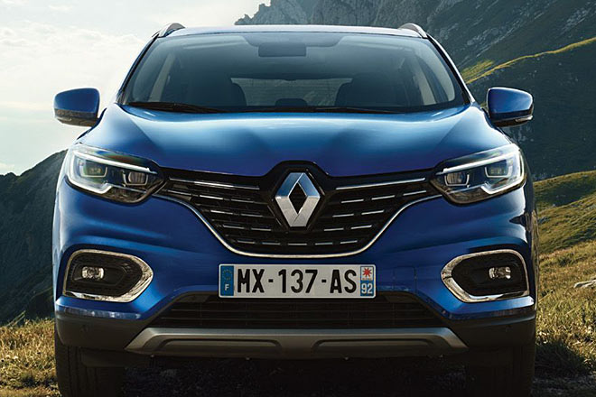 ... verbreiterten Kühlergrill. Das Tagfahrlicht bleibt unverändert, fungiert aber künftig auch als Blinker