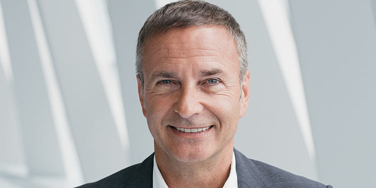 Daimler: Finanzvorstand Uebber hört auch auf