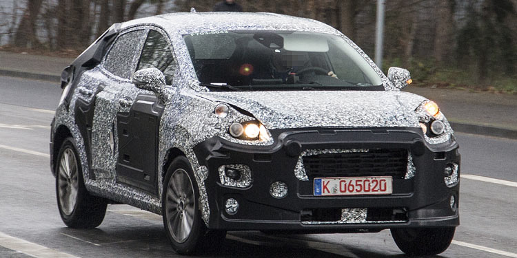 Erlkönig: Hier fährt das Fiesta-SUV