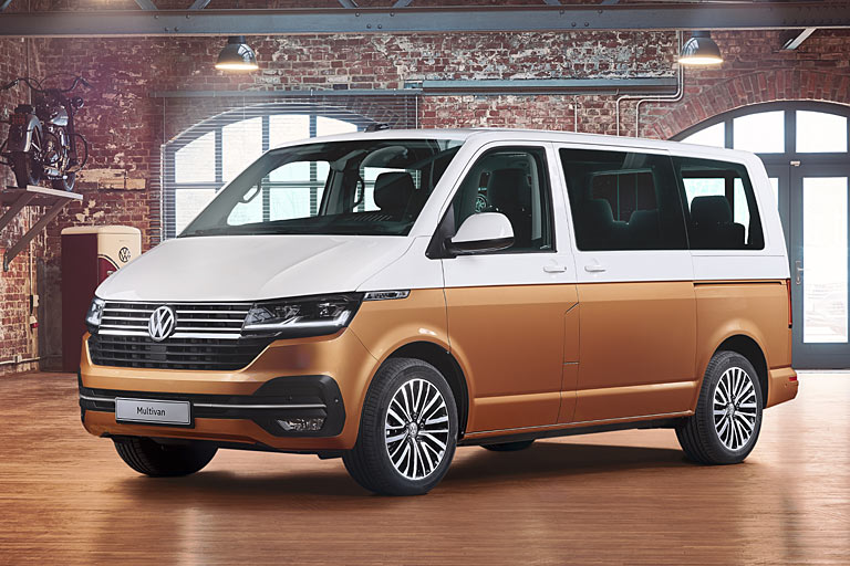 ... modifizierter Frontschürze. Die Tagfahrlicht-Signatur ist kleiner geworden, dafür aber homogen und edler ausgeführt