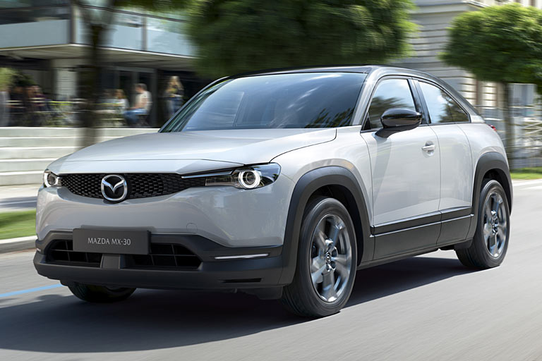 Gestatten, Mazda MX-30. Der erste Stromer von Mazda ist ein Crossover auf Basis des CX-30. &raquo;MX&laquo; steht bei der Marke immer für die besonderen Modelle &ndash; wie einst den mutigen Roadster