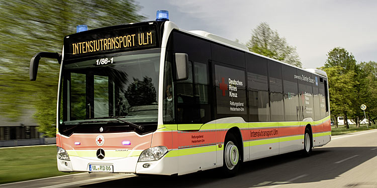 Mercedes baut den größten Intensivtransportwagen