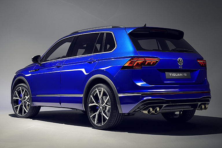 Auf Wunsch montiert VW eine vierflutige Abgasanlage aus dem Hause Akrapovic