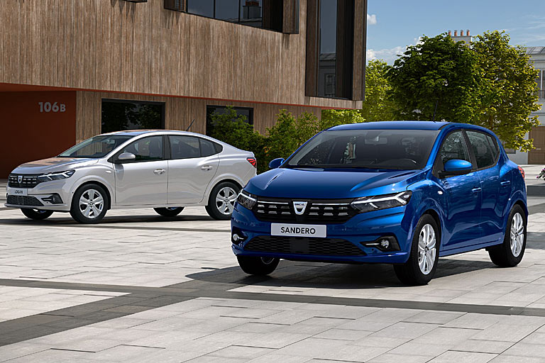 Auch die Stufenheck-Variante Logan ist völlig neu, dürfte aber nicht nach Deutschland kommen. Was aus dem Logan MCV wird, bleibt abzuwarten