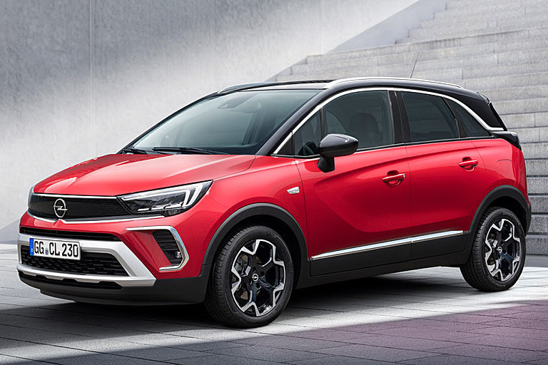 Das zweite Gesicht: Der Opel Crossland trägt fortan künftig das mit dem Mokka B eingeführte &raquo;Vizor&laquo;-Grilldesign, das ihn viel erwachsener wirken lässt